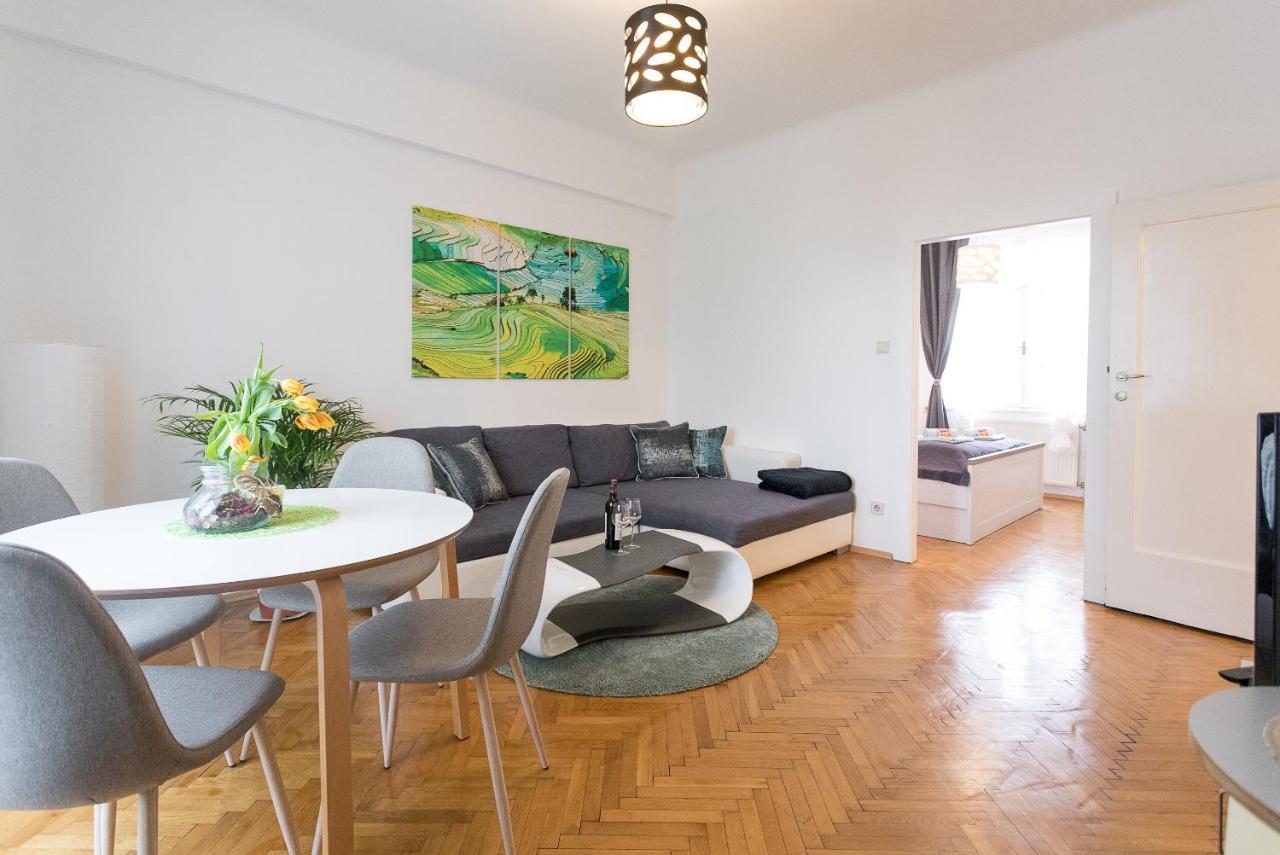 ウィーンFrench Balcony - 45M² - Szeneviertelアパートメント エクステリア 写真