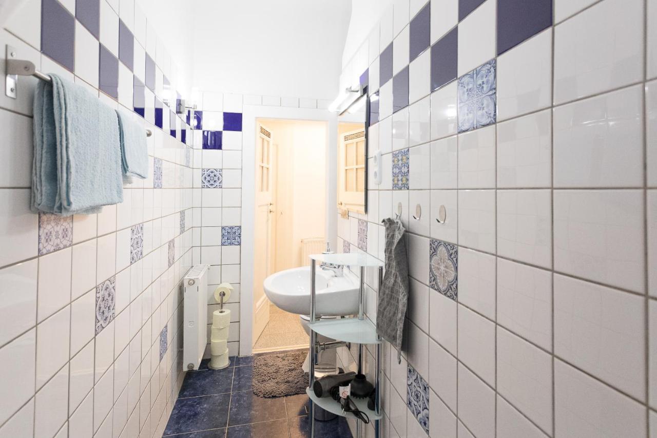 ウィーンFrench Balcony - 45M² - Szeneviertelアパートメント エクステリア 写真