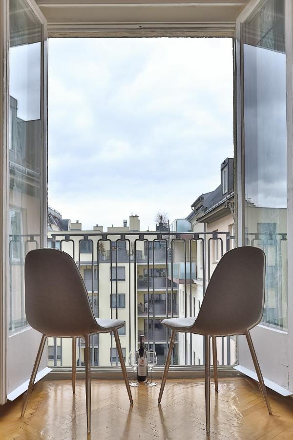 ウィーンFrench Balcony - 45M² - Szeneviertelアパートメント エクステリア 写真