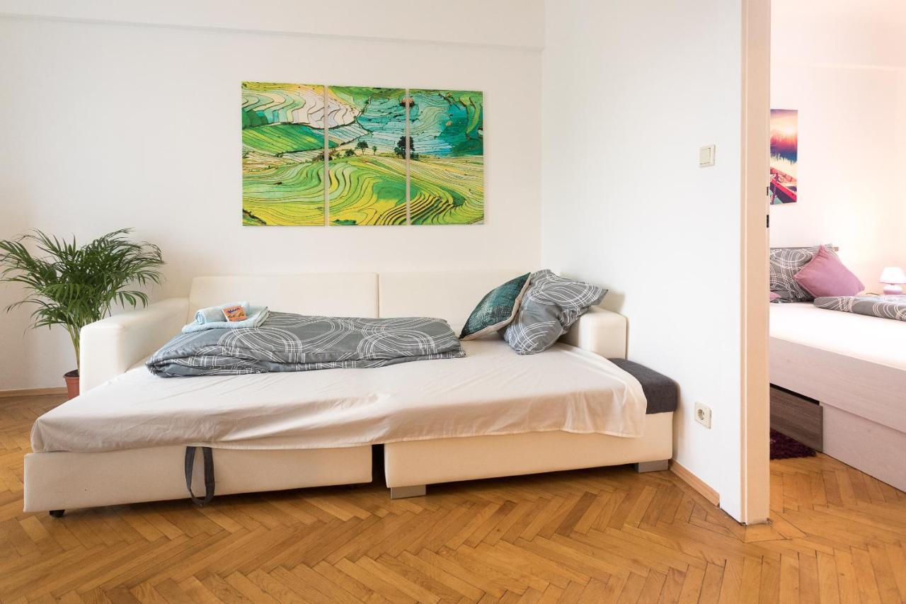 ウィーンFrench Balcony - 45M² - Szeneviertelアパートメント エクステリア 写真